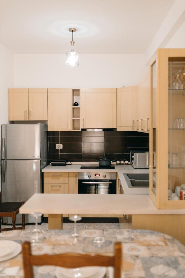 Rs Place 1-Bedroom Apartment Тирана Екстериор снимка